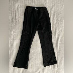 Old Navy black cargo flare pants with pockets girls size 7